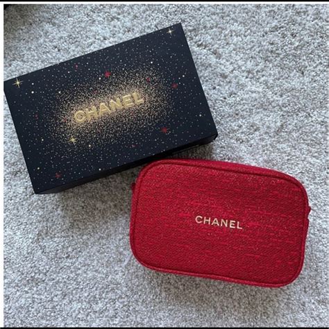 chanel makeup bag purse|chanel cosmetic bag price.